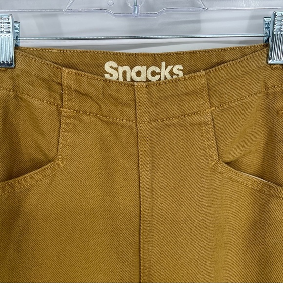 Snacks by Mother The Smoothie Green Utility Skimp Denim Pants in Bronze Mist 26 - Picture 5 of 11
